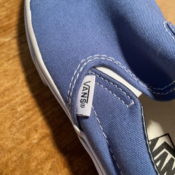 NWOTNever used 1.5 size vans! Perfect condition! - Picture 3 of 6